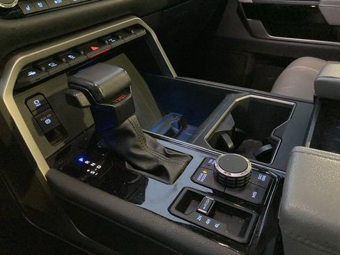 Used 2023 Toyota Tundra Limited image 26