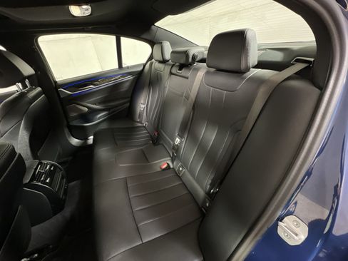 Used 2021 BMW 530i xDrive w/ Premium Package AWD/4WD image 25