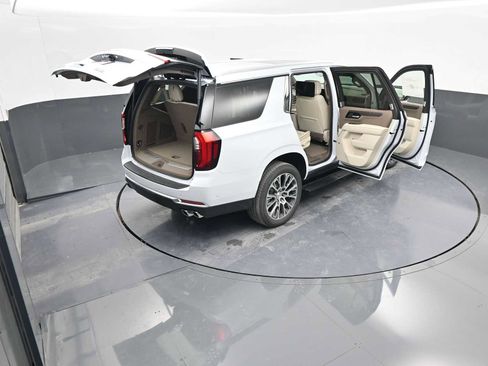 New 2026 GMC Yukon Denali w/ Denali Reserve Package image 31