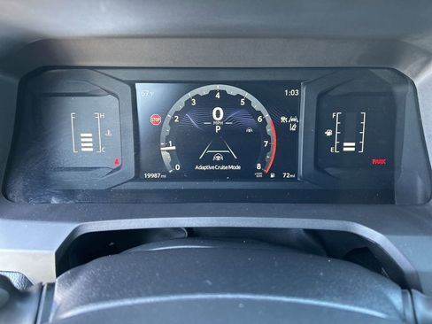 Used 2025 Toyota Tacoma SR5 image 11