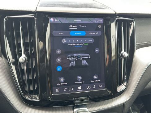 Used 2022 Volvo XC60 T8 Polestar image 35