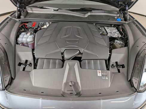 New 2026 Porsche Cayenne Coupe AWD/4WD image 26