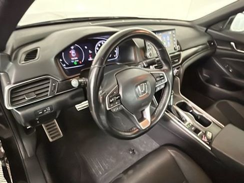 Used 2022 Honda Accord Sport image 14