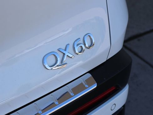 Certified 2025 INFINITI QX60 Pure w/ Cargo Package AWD/4WD image 39