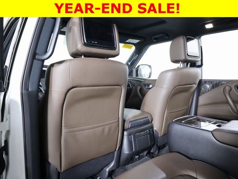Used 2023 Nissan Armada Platinum w/ Captain's Chairs Package image 33