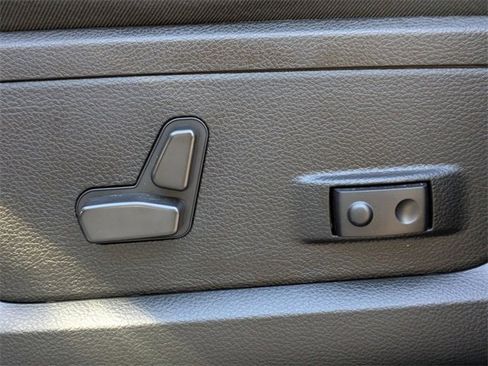 Used 2023 RAM 3500 Laramie image 20