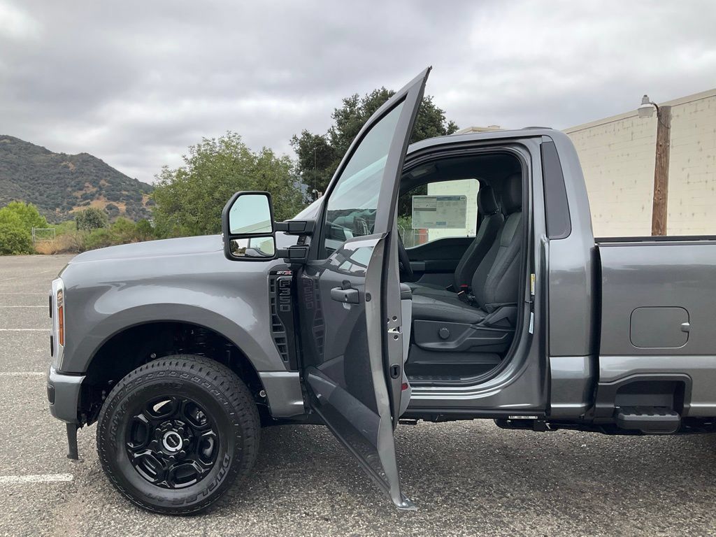 New 2025 Ford F350 XL w/ STX Appearance Package AWD/4WD image 45