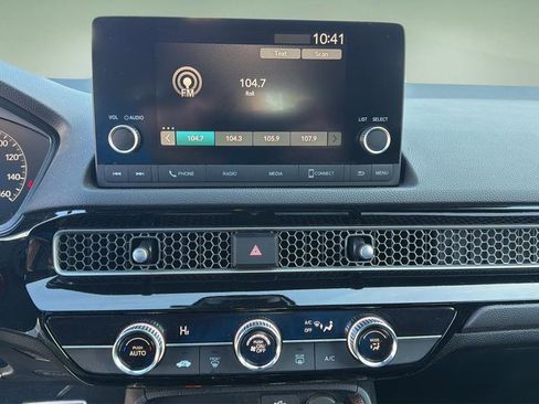 Used 2023 Honda Civic Sport image 25