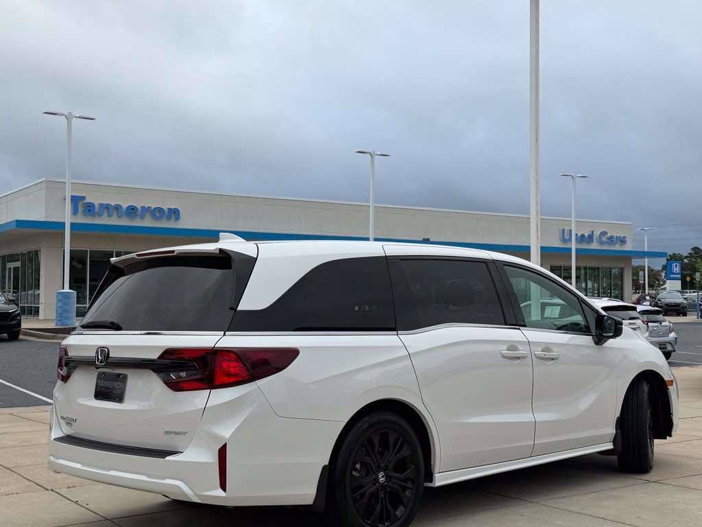 Used 2025 Honda Odyssey Sport-L image 26