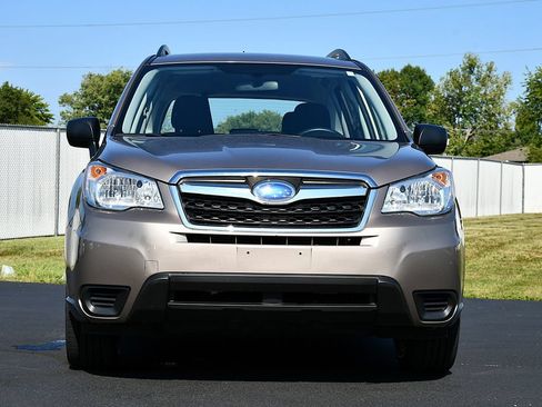 Used 2015 Subaru Forester 2.5i w/ Alloy Wheel Package AWD/4WD image 2