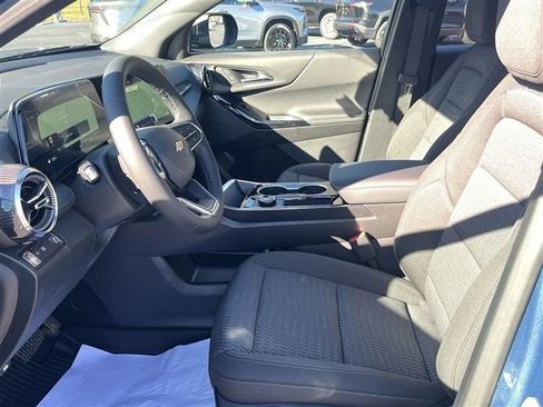 Used 2026 Chevrolet Equinox LT image 19