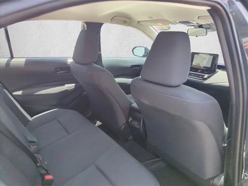 Used 2025 Toyota Corolla LE FWD image 23