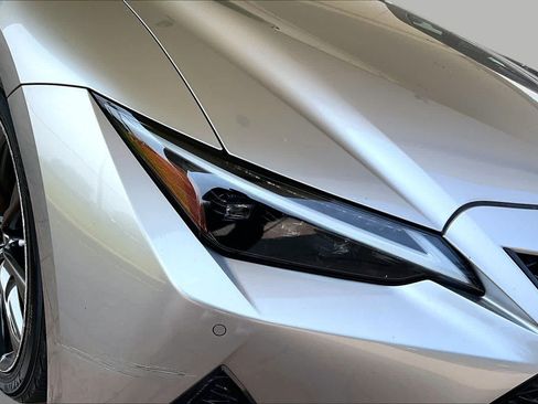 Used 2023 Lexus IS 350 F Sport RWD image 26