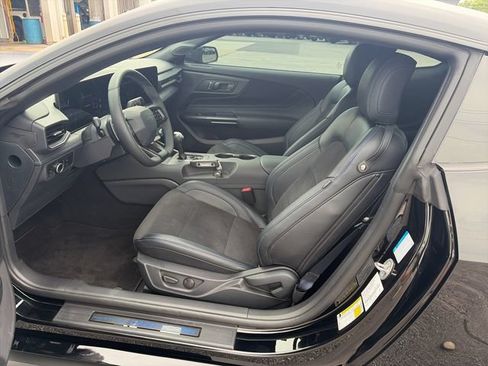 Used 2025 Ford Mustang Dark Horse w/ Dark Horse Handlin Package RWD image 9