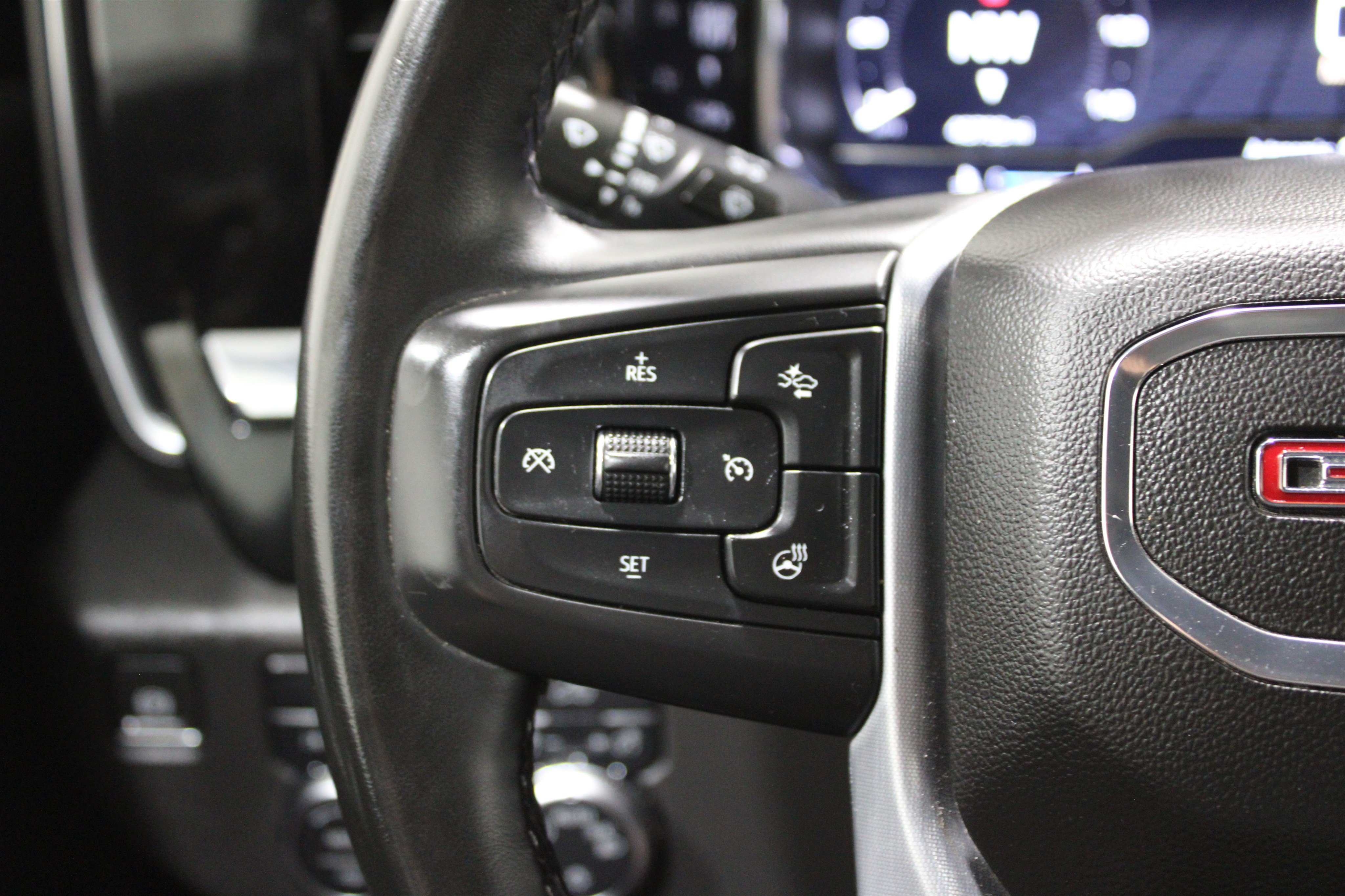 Used 2024 GMC Sierra 1500 SLE AWD/4WD image 5