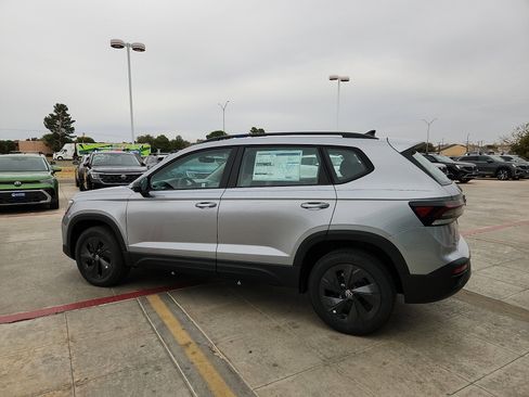 New 2026 Volkswagen Taos S image 4