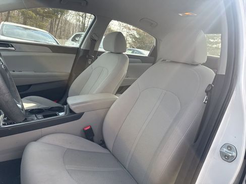 Used 2018 Hyundai Sonata SE image 10