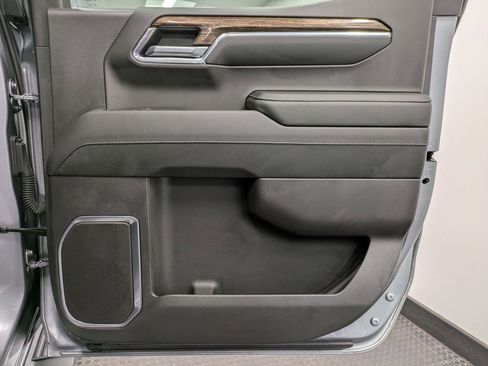 Used 2024 GMC Sierra 1500 Elevation w/ Elevation Premium Package image 26