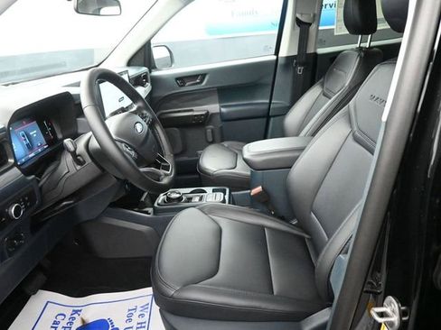 New 2025 Ford Maverick Lariat w/ Black Appearance Package image 11