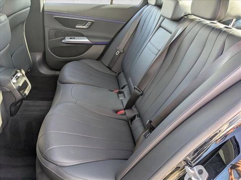 Used 2025 Mercedes-Benz E 350 4MATIC Sedan w/ Winter Package image 20