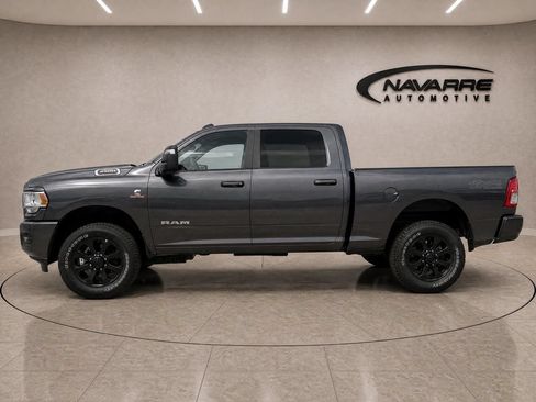 Used 2024 RAM 2500 Big Horn w/ Sport Appearance Package AWD/4WD image 4