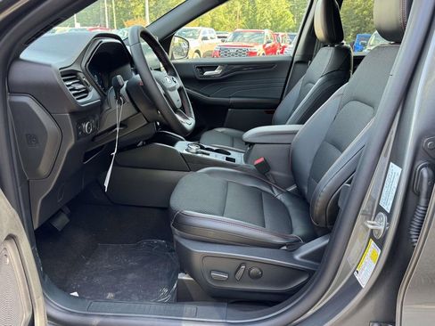 New 2026 Ford Escape ST-Line Elite w/ Class II Trailer Tow Package image 18