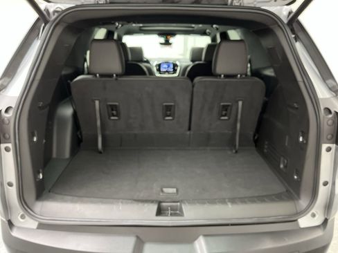 Certified 2023 Chevrolet Traverse RS AWD/4WD image 3