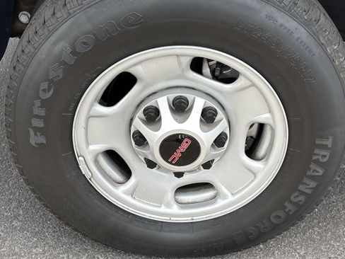 Used 2024 GMC Sierra 2500 Pro w/ Convenience Package image 33