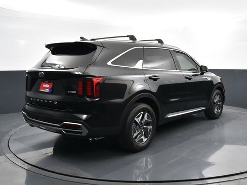 Used 2021 Kia Sorento S image 28