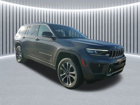 New 2025 Jeep Grand Cherokee L Overland w/ Rear Seat Video Group I AWD/4WD image 1