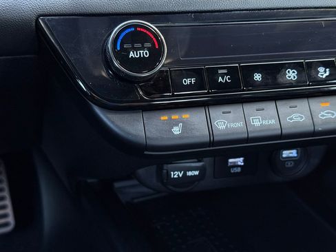 Used 2022 Hyundai Elantra N FWD image 6