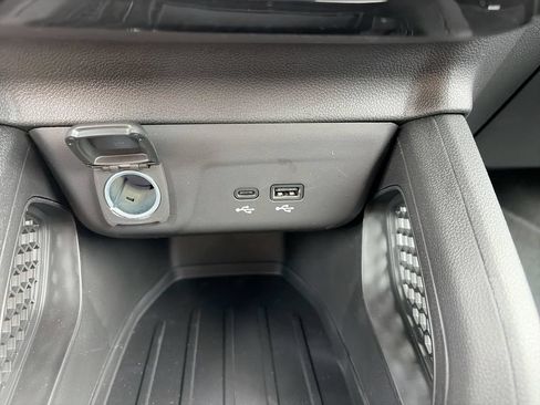 New 2026 Chevrolet TrailBlazer LT w/ LT Cold Weather Package FWD image 19