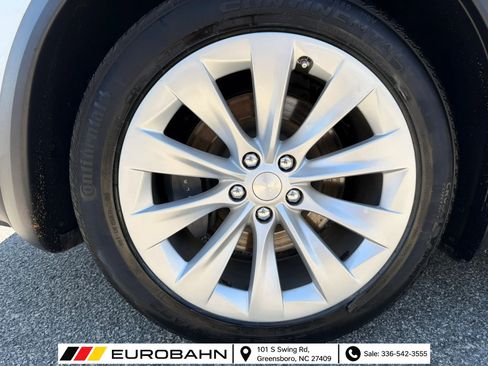 Used 2020 Tesla Model X AWD/4WD image 28