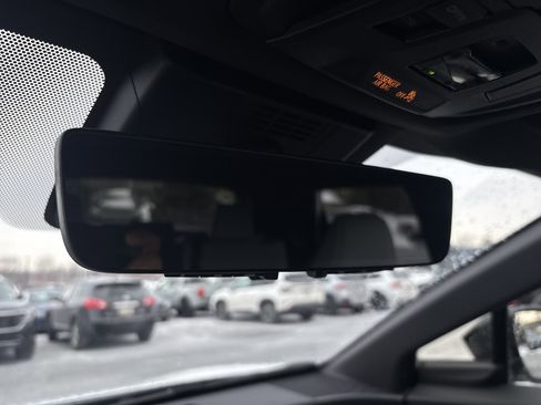 Used 2025 Subaru Solterra Touring image 28