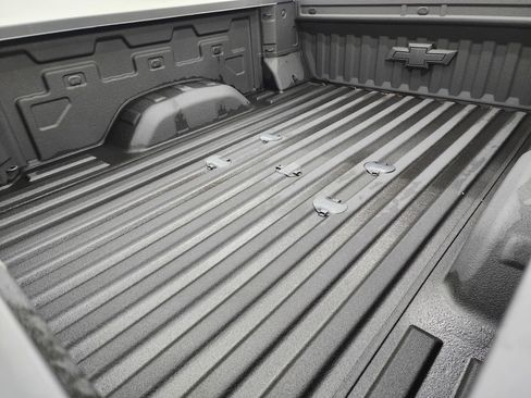 Used 2023 Chevrolet Silverado 2500 LT w/ Z71 Sport Edition image 5