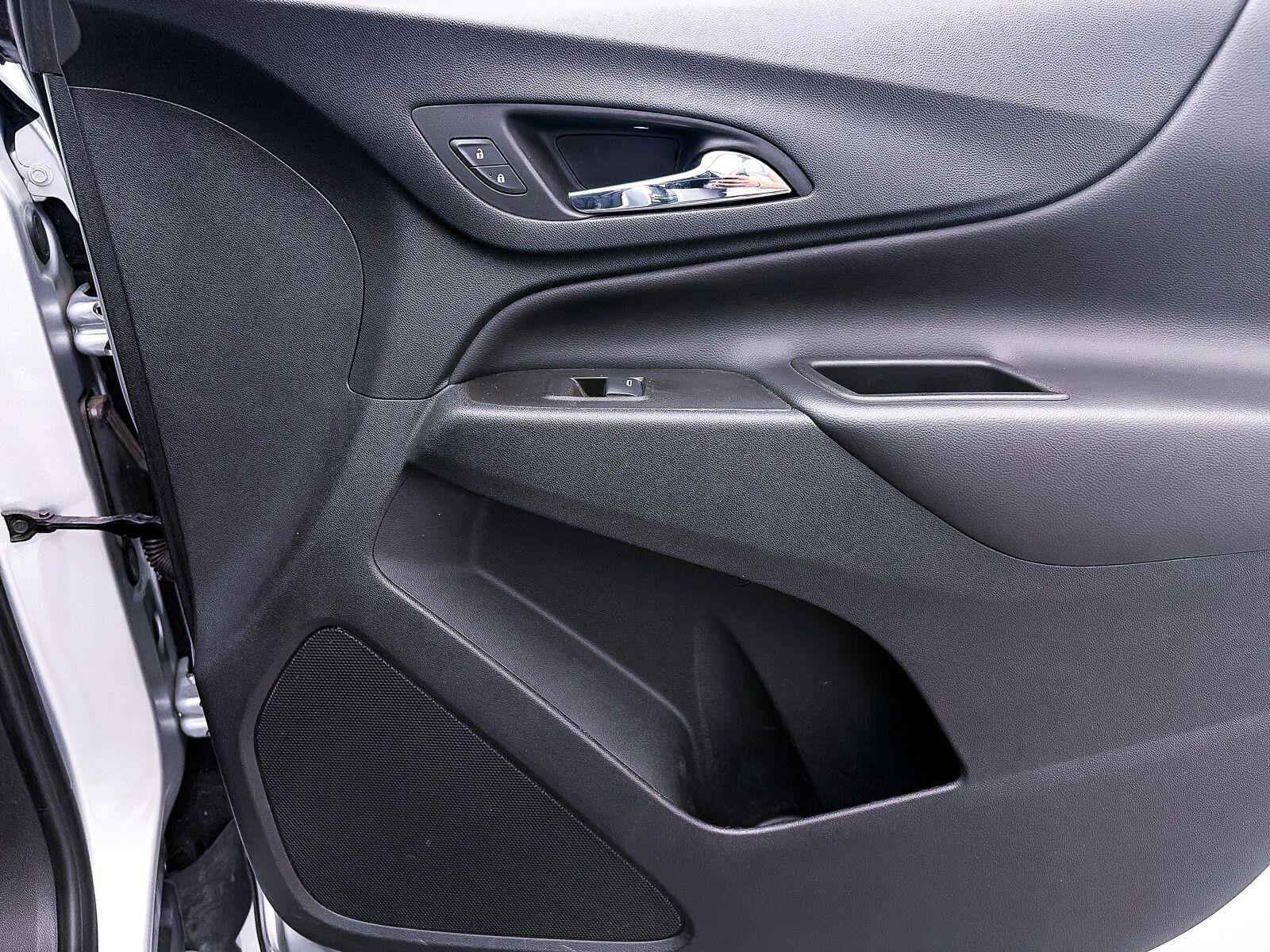 Used 2022 Chevrolet Equinox LT FWD image 30