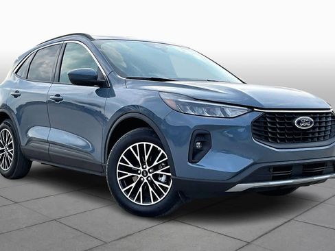 Certified 2023 Ford Escape SE image 3