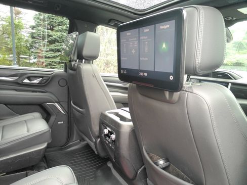 Used 2021 GMC Yukon Denali w/ Denali Ultimate Package AWD/4WD image 20
