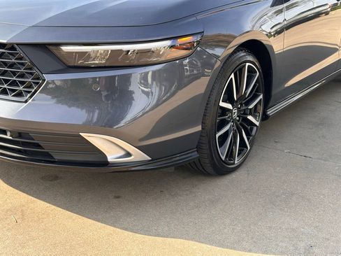 Used 2024 Honda Accord Touring image 5