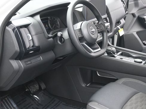 New 2026 Nissan Pathfinder S AWD/4WD image 8