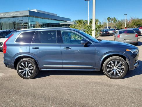 Used 2023 Volvo XC90 B6 Plus image 2