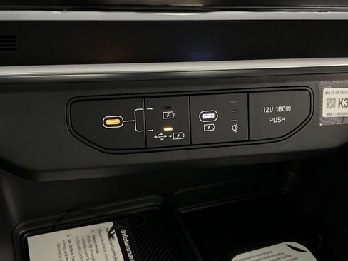 New 2026 Kia Carnival SX Prestige FWD image 36