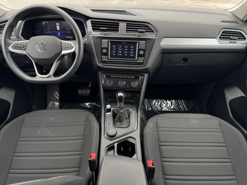 Used 2022 Volkswagen Tiguan S image 6