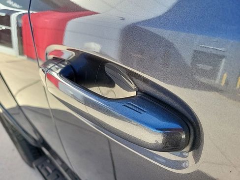 Used 2021 Toyota 4Runner TRD Off-Road Premium image 10