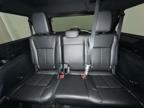 Used 2020 Ford Expedition Max XLT w/ Equipment Group 202A RWD image 30