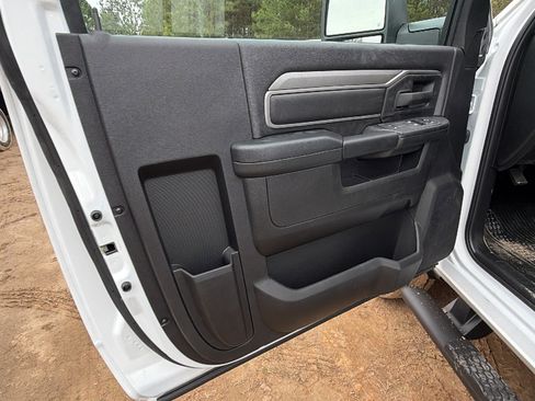 New 2026 RAM 2500 Tradesman w/ Chrome Appearance Group image 14
