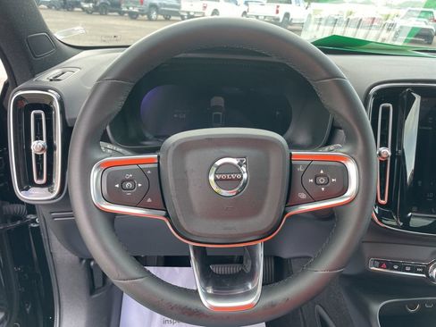 Used 2023 Volvo XC40 Recharge Plus AWD/4WD image 25