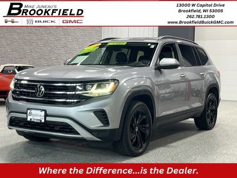 Used 2023 Volkswagen Atlas SE w/ Black Wheel Package AWD/4WD image 1