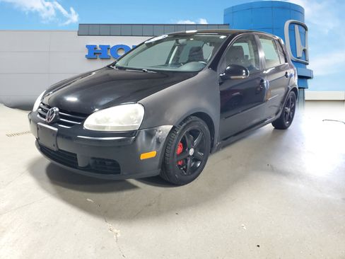 Used 2008 Volkswagen Rabbit S FWD image 2