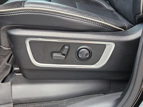 Used 2022 RAM 1500 Laramie AWD/4WD image 21